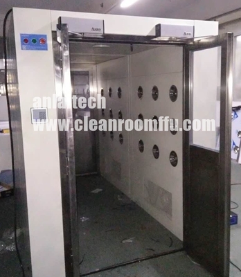 China China Automatic induction door cargo air showers clean room equipment supplier